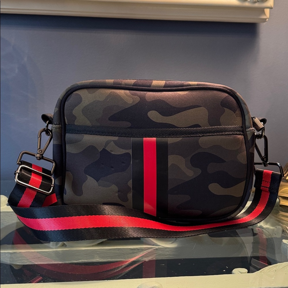 Cano Haute Shore Purse